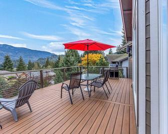Lake View Lodge - Bellingham - Balcony