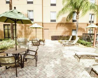 Hampton Inn & Suites Ocala - Belleview - Ocala - Patio