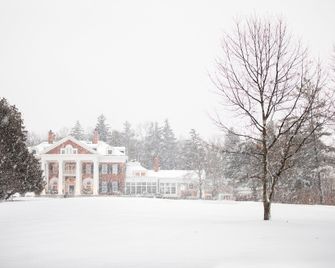 Langdon Hall Country House Hotel & Spa - Cambridge - Building