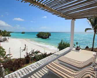 The Aiyana Resort & Spa - Verani - Playa