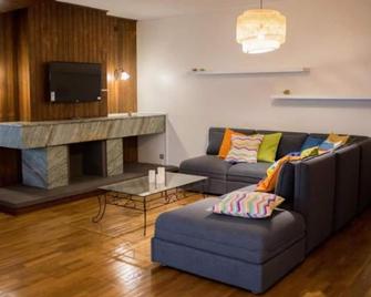 Origami Porto Residência & Hostel - Oporto - Sala de estar
