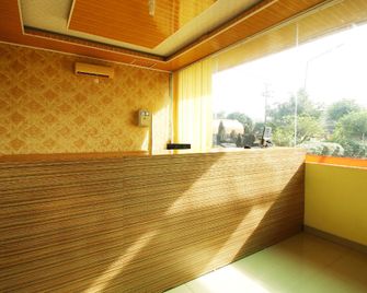 Homestay Hj. Suharti Natar Lampung Redpartner - Brantiraya - Lobby