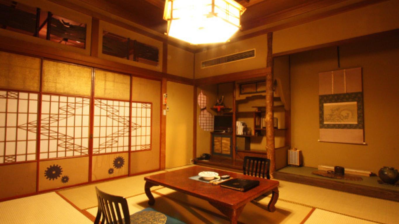渋温泉歴史の宿金具屋