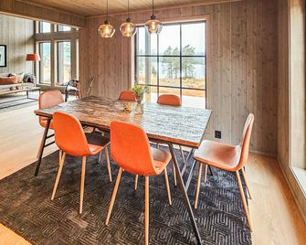 Stunning Home In Vinje With Wifi - Åmot - Comedor