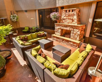 Crowne Plaza Portland-Downtown Conv Ctr By IHG - Portland - Sala de estar