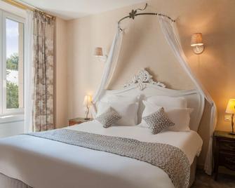 Domaine de Presle Saumur, The Originals Relais - Distré - Спальня