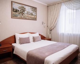 Hotel Rus - Toljatti - Schlafzimmer
