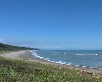 Large group capacity spacious 1R room with loft West Coast style rent a house thorough cleaning / Miyazaki Miyazaki - Miyazaki - Playa