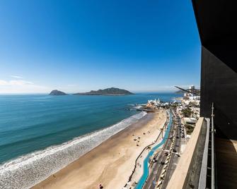 Departamento con vista al mar1502-Torre Catania - Mazatlán - Platja