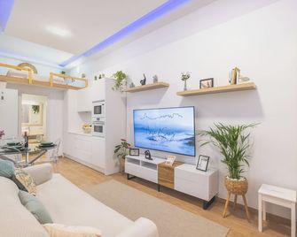 Casa dSanz 'Relax con bañera de hidromasaje' - Alcalá de los Gazules - Sala de estar