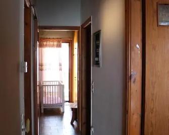 Traditional house by the sea - Derveni - Hallway