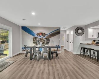 2br-Dog Friendly-Traeger-Brewery 1mi-5mins To 80 - Auburn - Eetruimte