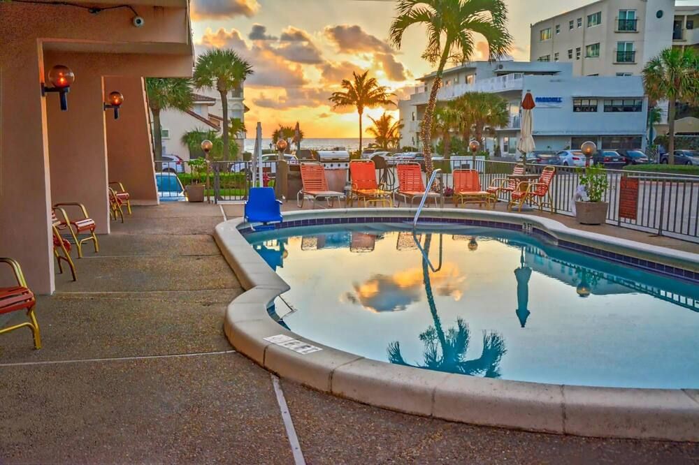 سي كليف موتل