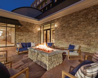 Embassy Suites by Hilton South Jordan Salt Lake City - South Jordan - Terasa