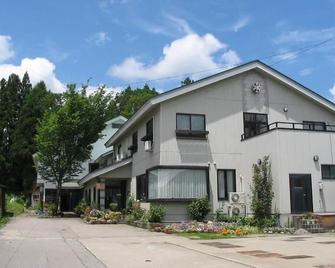 Stayful House Nakamachi - Hakuba - Toà nhà