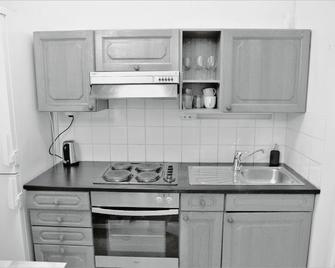 Stay Here Apartment Liisa - Helsinki - Cuisine