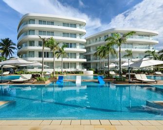 أكوا بوراكاي - بوراكاي - حوض السباحة