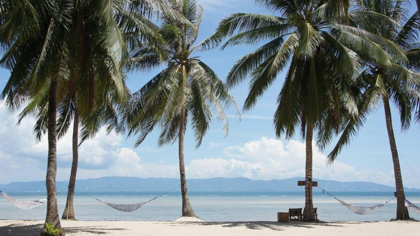 Sea Love Beach Bar & Bungalows
