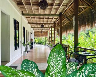 Siargao Sunflower Suites - General Luna - Gebäude