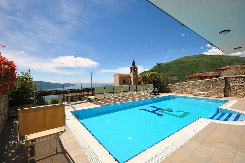 Gallo - Tignale - Pool
