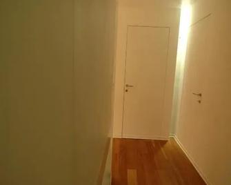 Holiday Home Isola Rossa - Isola Rossa - Pasillo