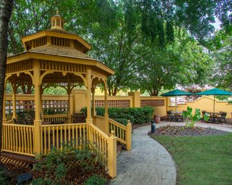 La Quinta Inn & Suites by Wyndham Charlotte Airport South - Charlotte - Comodidades da propriedade