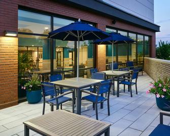 Home2 Suites by Hilton Towson - Baltimora - Patio