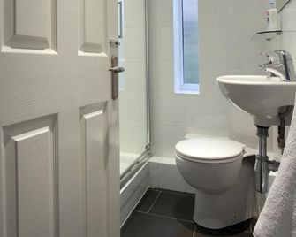 Abacus Bed and Breakfast - Camberley - Bad