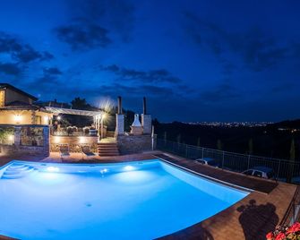 Agriturismo Acetaia Sereni - Marano sul Panaro - Pool