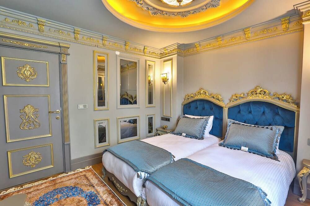 Real King Suite Hotel - טראבזון - חדר שינה
