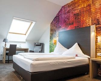 Hotel Beim Schupi Karlsruhe - Karlsruhe - Bedroom