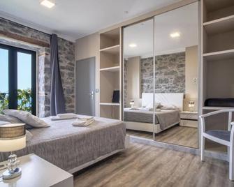 Holiday house Santa Cruz for 1 - 6 persons with 2 bedrooms - Holiday house - Camacha - Phòng ngủ