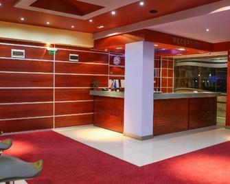 Hotel Bulgaria - Kardzhali - Front desk