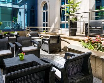 Best Western Plus Krakow Old Town - Krakow - Patio