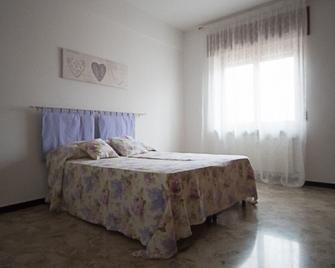 Affittacamere Serravalle Shopping - Serravalle Scrivia - Habitación
