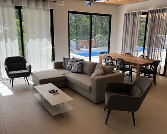 Villa Estrella Pavones - Pavones - Living room