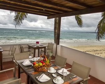 Casita de la Playa - Puerto Villamil - Balcone