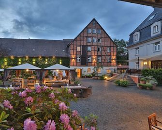 Romantik Hotel am Brühl - Quedlinburg - Gebäude