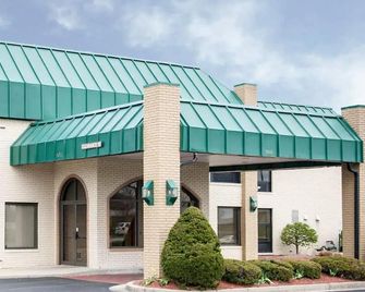 Lafayette Inn & Suites - Indianápolis - Edificio