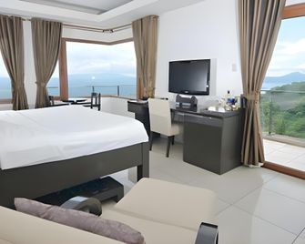 8 Suites By Fat Jimmy's - Tagaytay - Habitación