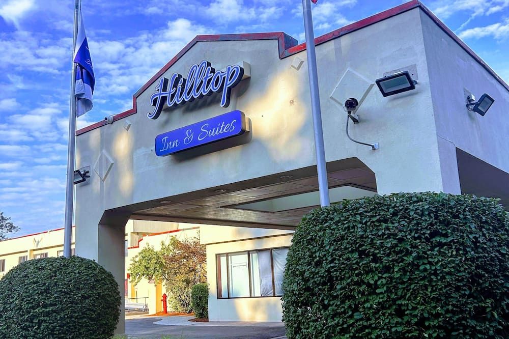 Hilltop Inn & Suites - Yonkers - Building