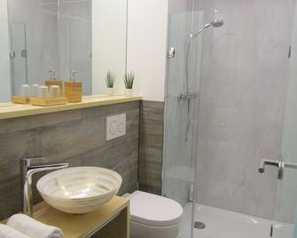 Hotel und Gasthof Ritter St. Georg - Erlangen - Baño