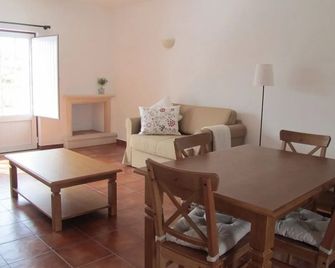 Casas De Mirobriga - Santiago do Cacém - Essbereich