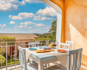 Shanti House Olbia - Pittulongu - Balkón