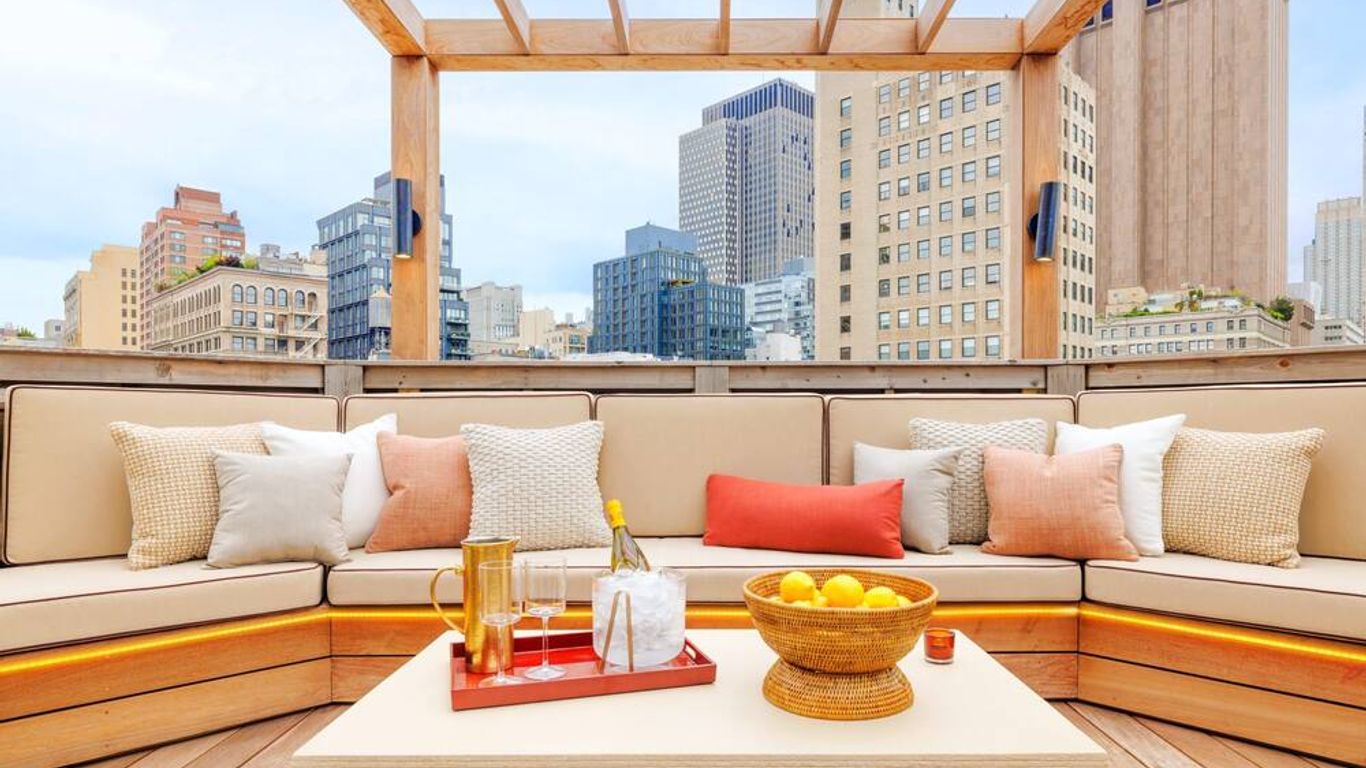 روكسي هوتل نيويورك