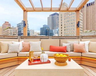 Roxy Hotel New York - New York - Balcony