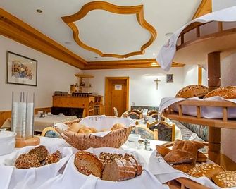 Hotel Garni Golfais - Ischgl