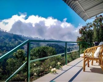 4rest Inn Private Limited - Kodaikanal - Balcony