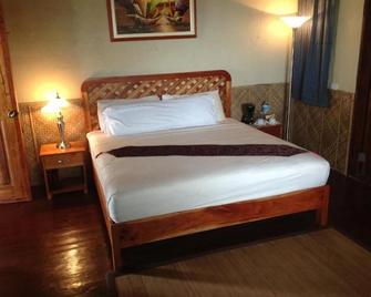Kayla'a Beach Resort - Dimiao - Habitación