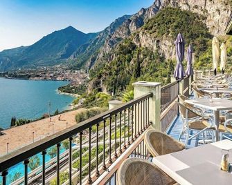Centro Vacanze La Limonaia - Limone sul Garda - Balkón